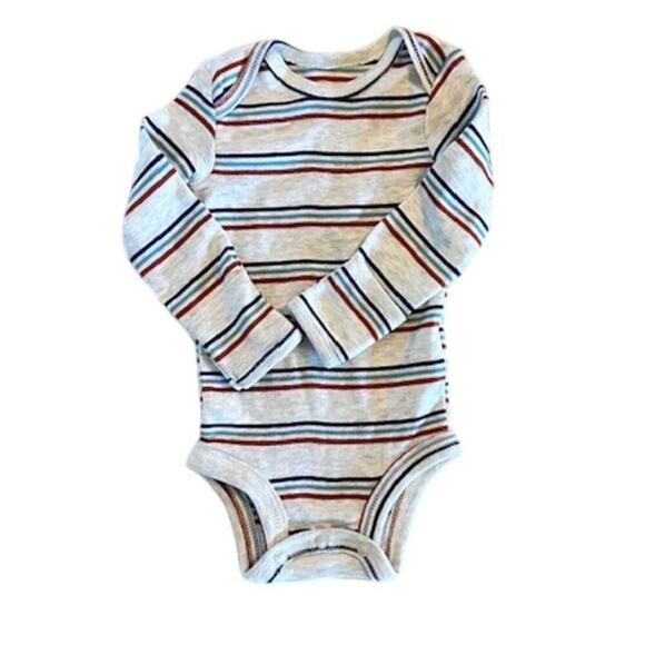 Infant 0–3M Mixed Lot – 6 Pieces - Picture 6 of 11